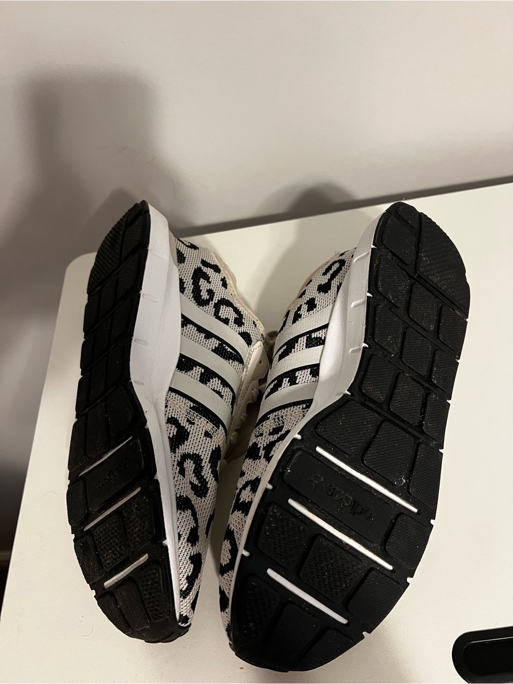 adidas White & Black Leopard Print women’s sneakers 9 - Picture 5 of 5